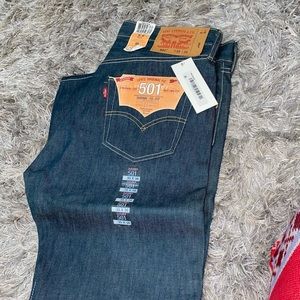 NWT ! Levi Jeans 501